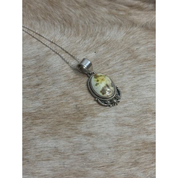 Large Native American Sterling Silver Palomino Turquoise Oval Pendant Necklace - Picture 8 of 11